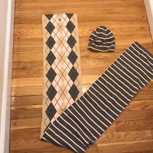 Tommy Hilfiger matching scarf and beanie.